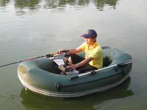 滨州钓鱼充气橡皮船